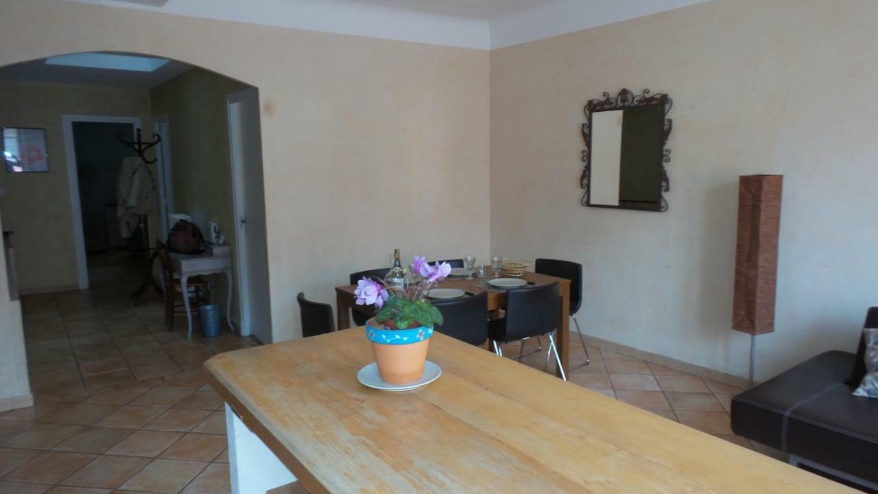 Spacieux Logement Face A La Cite Medievale 카르카손 외부 사진