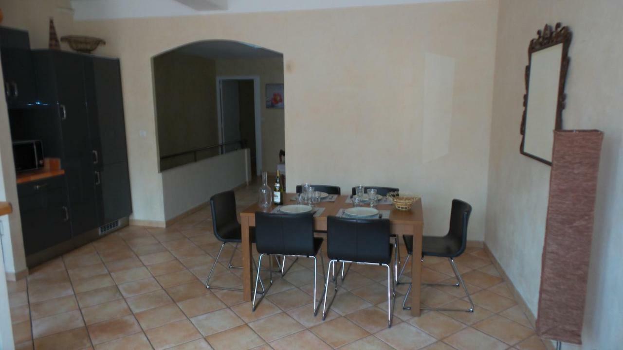 Spacieux Logement Face A La Cite Medievale 카르카손 외부 사진